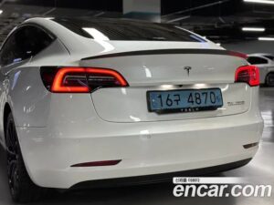 Tesla Model 3 Performance 2020 года из Южной Кореи
