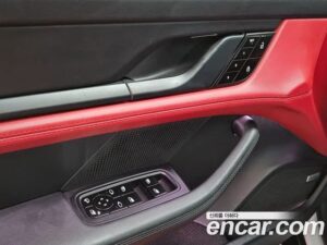 Porsche Taycan 4S 2021 года из Южной Кореи