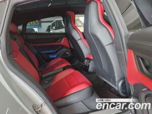 Porsche Taycan 4S 2021 года из Южной Кореи