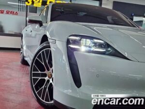 Porsche Taycan 4S 2021 года из Южной Кореи