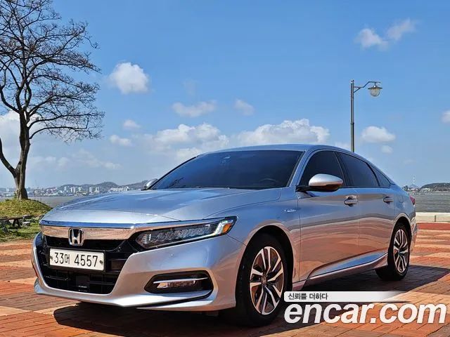 Honda Accord 2.0 HYBRID Touring 2019 года из Кореи