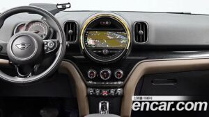 Mini Countryman ALL4 HIGH 2020 года из Южной Кореи