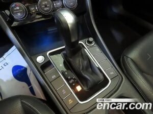 Volkswagen Jetta 1.4 TSI Prestige 2020 года из Южной Кореи