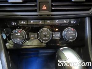 Volkswagen Jetta 1.4 TSI Prestige 2020 года из Южной Кореи