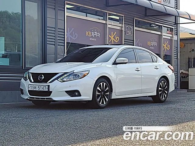 Nissan Altima 2.5 2019 года из Кореи