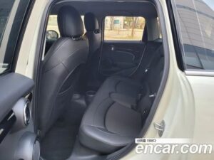 Mini Cooper 5Door CLASSIC 2023 года из Южной Кореи