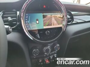 Mini Cooper 5Door CLASSIC 2023 года из Южной Кореи