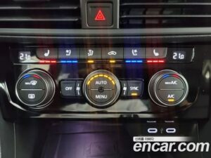 Volkswagen Jetta 1.5 TSI Premium 2023 года из Южной Кореи