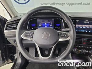 Volkswagen Jetta 1.5 TSI Premium 2023 года из Южной Кореи