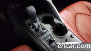Toyota Camry 2.5 LE HYBRID 2022 года из Южной Кореи