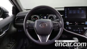 Toyota Camry 2.5 LE HYBRID 2022 года из Южной Кореи