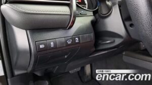 Toyota Camry 2.5 LE HYBRID 2022 года из Южной Кореи
