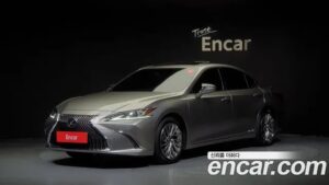 Lexus ES Luxury Plus 2021 года из Южной Кореи