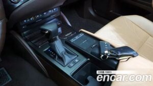 Lexus ES Luxury Plus 2021 года из Южной Кореи