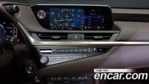 Lexus ES Luxury Plus 2021 года из Южной Кореи