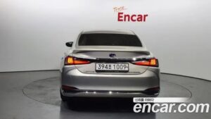 Lexus ES Executive 2020 года из Южной Кореи