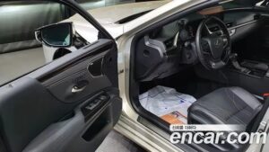 Lexus ES Executive 2020 года из Южной Кореи