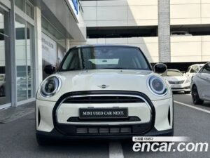 Mini Cooper CLASSIC Plus 2022 года из Южной Кореи