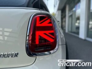 Mini Cooper CLASSIC Plus 2022 года из Южной Кореи