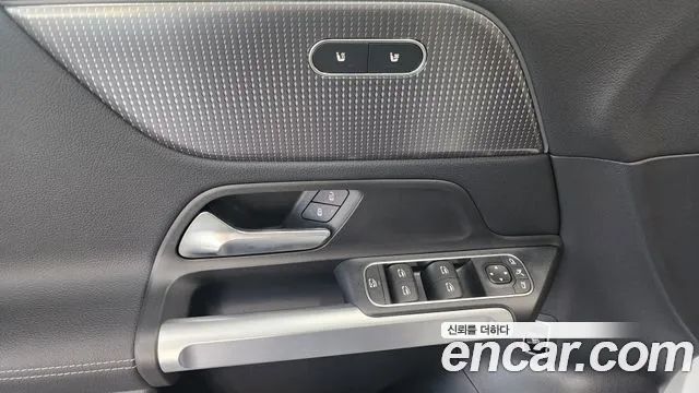 34799331_019.jpg Mercedes-Benz EQB EQB300 4MATIC AMG LINE 2022 года из Южной Кореи