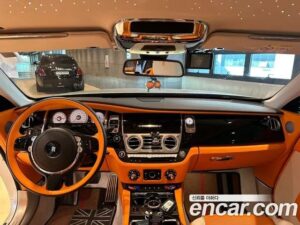 Rolls-Royce Wraith 6.6 2022 года из Южной Кореи