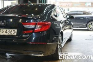 Honda Accord 2.0 HYBRID Touring 2020 года из Южной Кореи