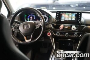 Honda Accord 2.0 HYBRID Touring 2020 года из Южной Кореи