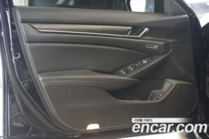Honda Accord 2.0 HYBRID Touring 2020 года из Южной Кореи