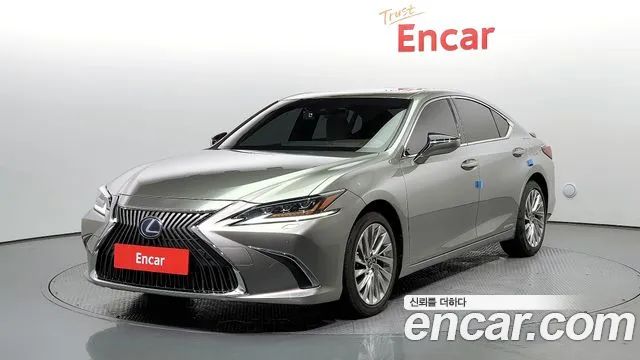 Lexus ES Executive 2021 года из Кореи