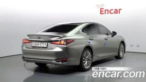 Lexus ES Executive 2021 года из Южной Кореи