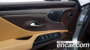 Lexus ES Executive 2021 года из Южной Кореи
