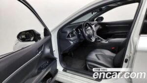 Toyota Camry 2.5 XLE HYBRID 2020 года из Южной Кореи