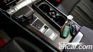 Audi A7 45 TDI 4WD Premium 2020 года из Южной Кореи