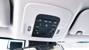 Toyota Camry 2.5 XLE HYBRID 2020 года из Южной Кореи