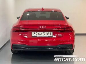 Audi A7 55 TFSI 4WD Premium 2022 года из Южной Кореи