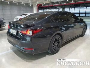 Lexus ES Executive 2021 года из Южной Кореи