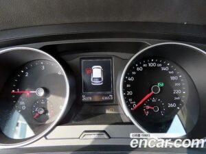 Volkswagen Tiguan 2.0 TDI Premium 2020 года из Южной Кореи