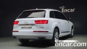 Audi Q7 45 TFSI 4WD 2019 года из Южной Кореи
