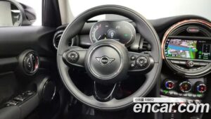 Mini Cooper 5Door HIGH 2021 года из Южной Кореи