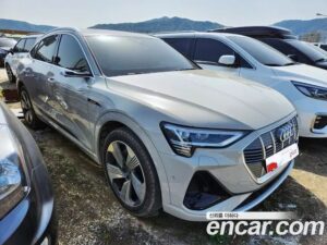 Audi e-tron 55 4WD Sportback 2022 года из Южной Кореи
