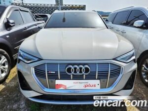 Audi e-tron 55 4WD Sportback 2022 года из Южной Кореи