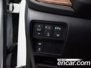 Honda CR-V 2.0 HYBRID Touring 4WD 2022 года из Южной Кореи