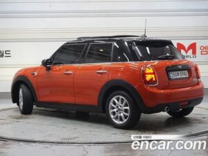 Mini Cooper 5Door HIGH 2021 года из Южной Кореи