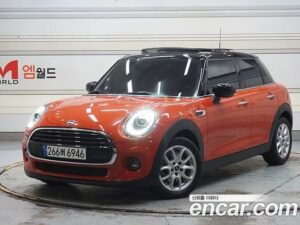 Mini Cooper 5Door HIGH 2021 года из Южной Кореи