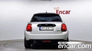 Mini Cooper 5Door HIGH 2021 года из Южной Кореи