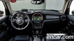Mini Cooper 5Door HIGH 2021 года из Южной Кореи