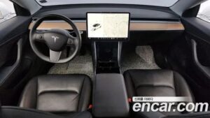 Tesla Model 3 Standard RANGE Plus 2020 года из Южной Кореи
