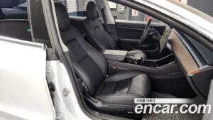 Tesla Model 3 Standard RANGE Plus 2020 года из Южной Кореи