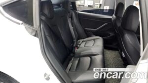 Tesla Model 3 Standard RANGE Plus 2020 года из Южной Кореи