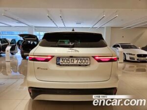 Jaguar F-PACE D200 SE 2022 года из Южной Кореи